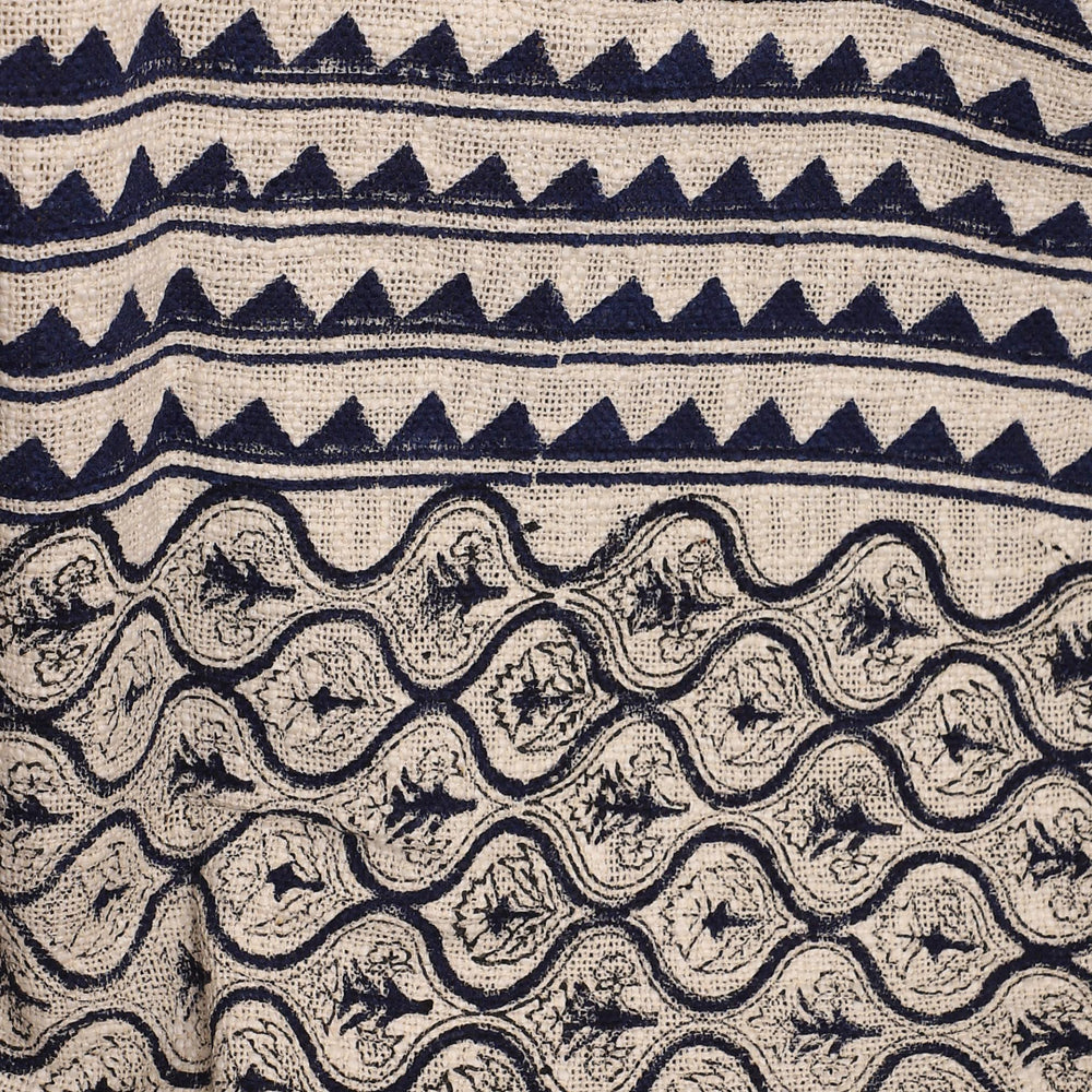 Cotton Throw Blanket 130 x 180 cm, Handcrafted Block Printed White & Black Cotton Throw with Tassel Edges, Soft Lightweight Sofa, Couch & Bed Cover, Breathable All-Season Home Décor