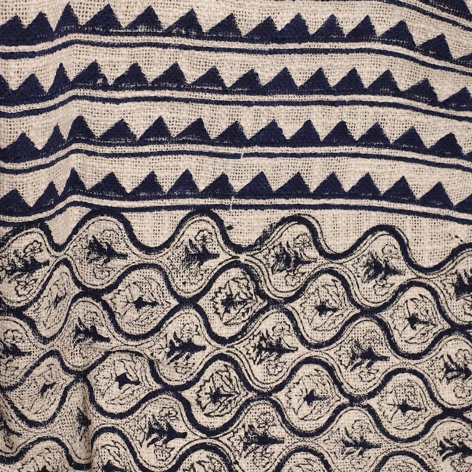 Cotton Throw Blanket 130 x 180 cm, Handcrafted Block Printed White & Black Cotton Throw with Tassel Edges, Soft Lightweight Sofa, Couch & Bed Cover, Breathable All-Season Home Décor