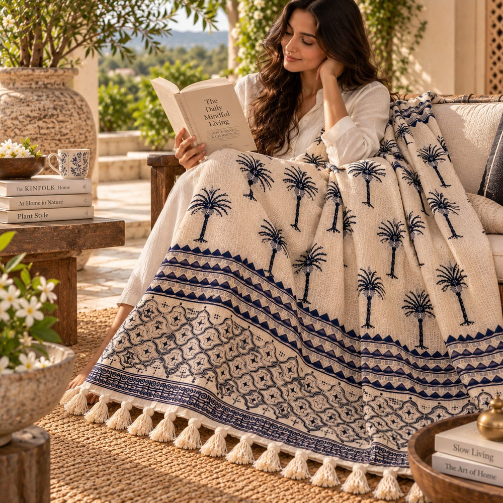 Black & Ivory Palm Tree Printed Cotton Throw | All-Season